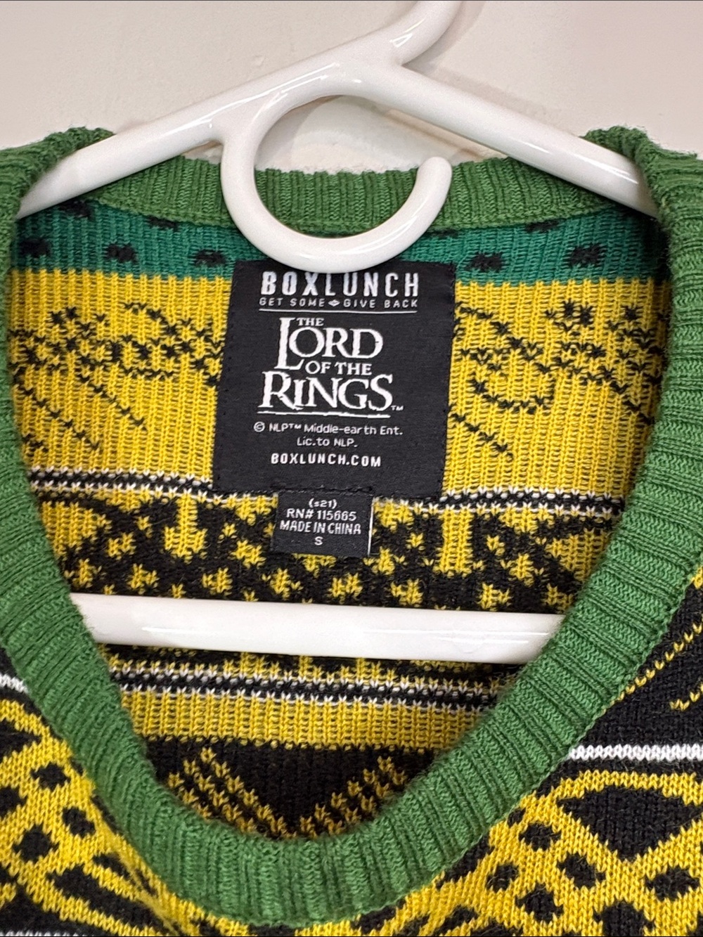 Leaves of Lorien BoxLunch Exclusive The Lord of the Rings Sweater Small LOTR Fan - Picture 3 of 5